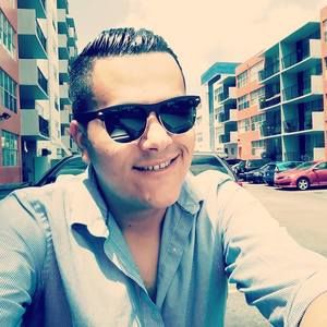 Meet your Posher, Sebastián